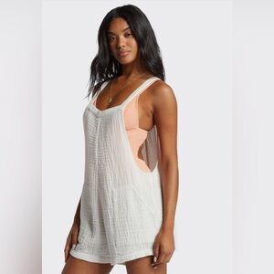 Billabong beach crush short romper size small WHITE